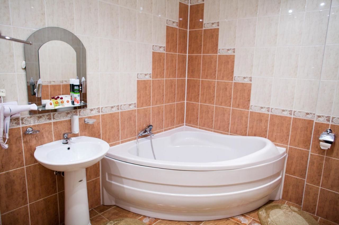 Отель Hetman Hotel Каменец-Подольский-12